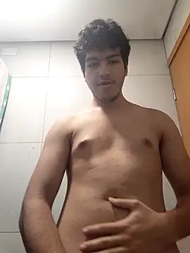 Snapshot of cupidorichard17cm chatting on February 15, 2:25 pm cupidorichard17cm online show from February 15, 2:25 pm