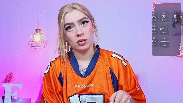 Emma softt online show from May 18, 1:02 am