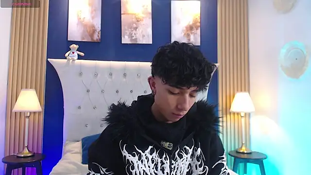 Aiden Rivers  online show from June 26, 12:53 pm
