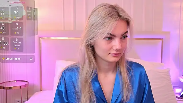 Snapshot of Sona_Lavberi chatting on June 13, 9:07 am Sona Lavberi online show from June 13, 9:07 am