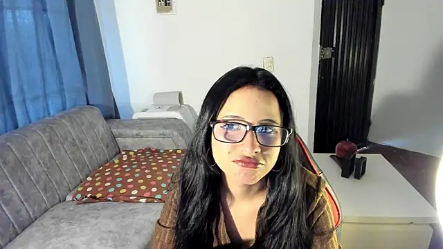 Snapshot of Lettmiau chatting on February 17, 9:54 pm Lettmiau online show from February 17, 9:54 pm