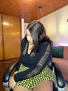 Snapshot of Midary_pink chatting on February 16, 7:54 pm Midary pink online show from February 16, 7:54 pm