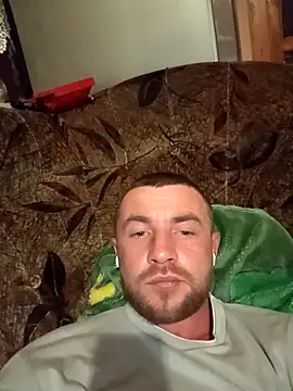 Snapshot of FrightenedMission238 chatting on February 16, 12:29 am FrightenedMission238 online show from February 16, 12:29 am