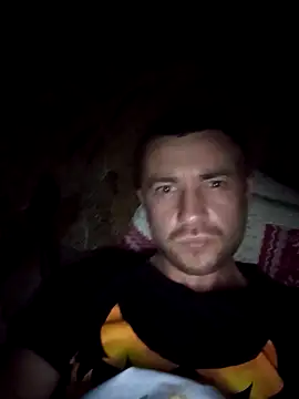 Snapshot of FrightenedMission238 chatting on February 21, 1:39 am FrightenedMission238 online show from February 21, 1:39 am