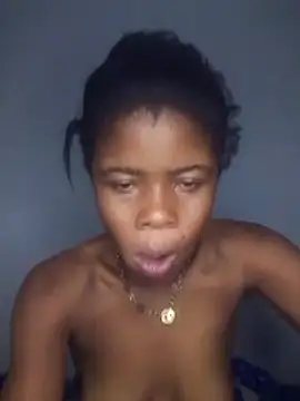 Snapshot of Botanyberry chatting on March 13, 12:23 pm Botanyberry online show from March 13, 12:23 pm