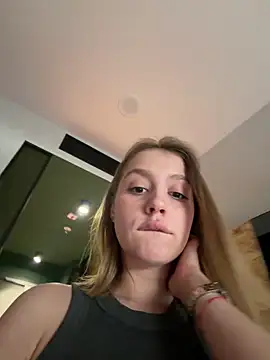 Eva Leen online show from April 23, 10:25 am