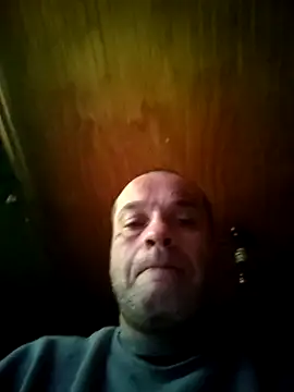 Snapshot of SaneBenadryl chatting on May 17, 2:46 pm SaneBenadryl online show from May 17, 2:46 pm