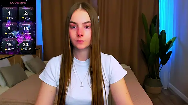 Snapshot of Maddy_Wood_ chatting on March 6, 2:57 pm Maddy Wood online show from March 6, 2:57 pm