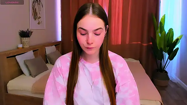 Snapshot of Maddy_Wood_ chatting on March 9, 2:21 pm Maddy Wood online show from March 9, 2:21 pm