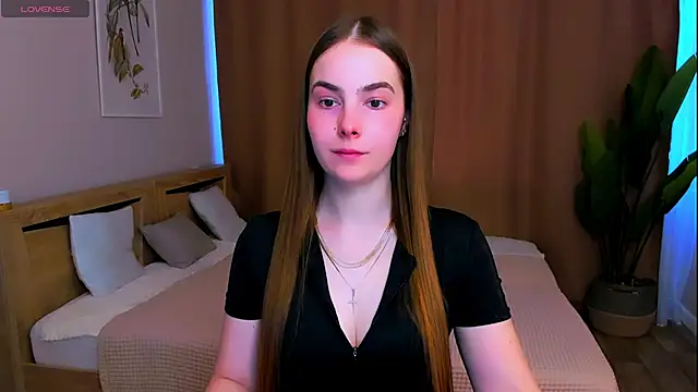 Snapshot of Maddy_Wood_ chatting on March 24, 2:33 pm Maddy Wood online show from March 24, 2:33 pm