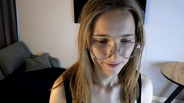 AshleyyJones online show from June 28, 2:12 pm
