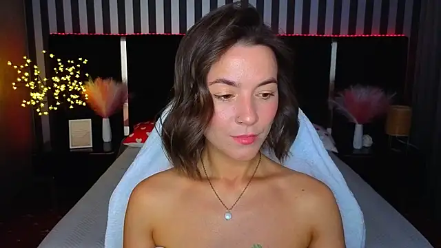 GracefulMichelle online show from May 11, 7:55 pm