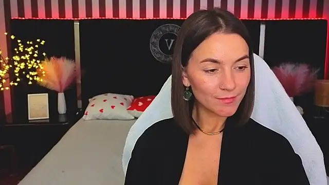 GracefulMichelle online show from May 19, 1:56 am