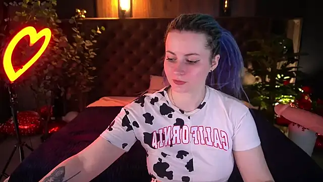 Snapshot of AlisaGracee chatting on March 7, 7:44 pm AlisaGracee online show from March 7, 7:44 pm