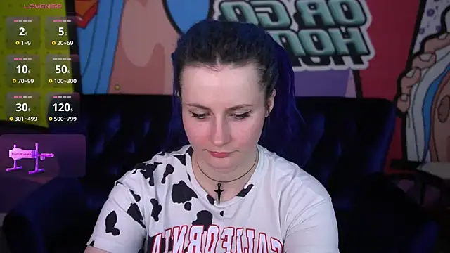 Snapshot of AlisaGracee chatting on March 28, 8:19 pm AlisaGracee online show from March 28, 8:19 pm