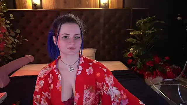 Snapshot of AlisaGracee chatting on April 17, 12:52 pm AlisaGracee online show from April 17, 12:52 pm