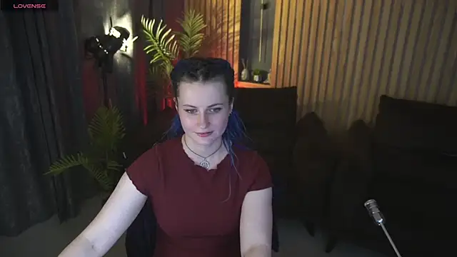 Snapshot of AlisaGracee chatting on May 9, 12:43 pm AlisaGracee online show from May 9, 12:43 pm
