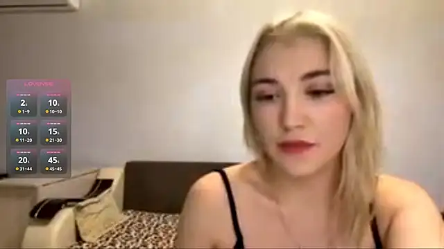 MerryVideo online show from April 1, 4:59 pm