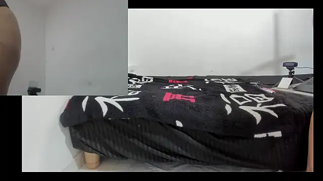 Snapshot of KaterinaRossi chatting on March 22, 3:10 am KaterinaRossi online show from March 22, 3:10 am