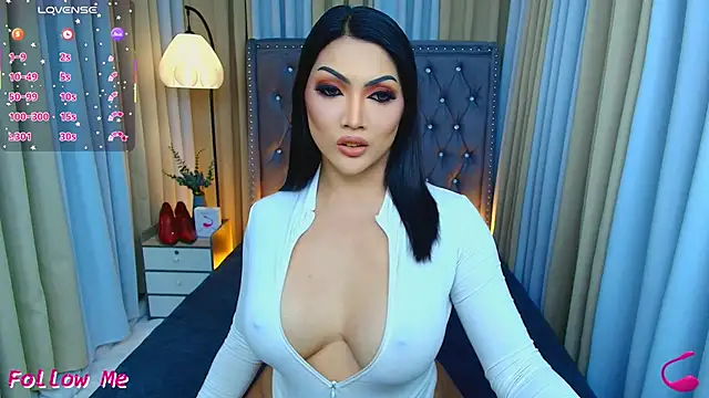 Laureen Hilton online show from March 10, 11:48 am