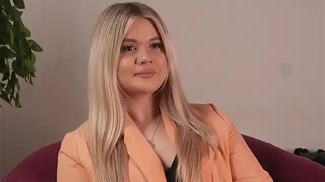 ScarletBohl online show from February 19, 6:20 am