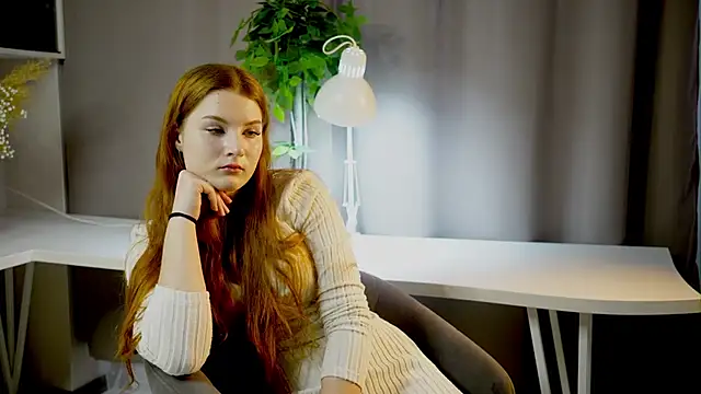 Snapshot of MinervaBrugh chatting on February 20, 6:26 am MinervaBrugh online show from February 20, 6:26 am