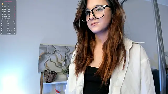 GrayceVavra online show from April 30, 4:02 pm