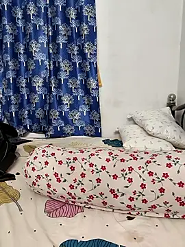 Snapshot of Cute-aryaa chatting on April 4, 4:37 pm Cute-aryaa online show from April 4, 4:37 pm