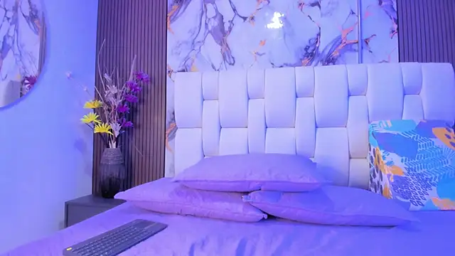 alisstarr online show from March 28, 12:05 pm