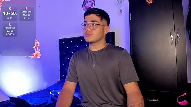 Joseph connor5 online show from March 25, 10:38 pm