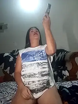 Snapshot of luna29 chatting on March 21, 5:45 am luna29 online show from March 21, 5:45 am