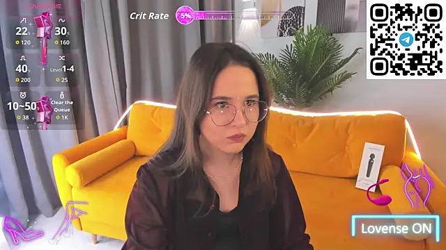 leylamirage online show from April 29, 1:48 pm