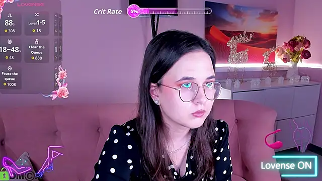 leylamirage online show from May 17, 8:16 pm
