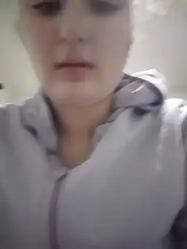 Snapshot of zoe_moon__ chatting on March 29, 11:54 am zoe moon online show from March 29, 11:54 am