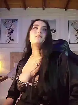 Snapshot of zoe_moon__ chatting on April 19, 12:26 pm zoe moon online show from April 19, 12:26 pm