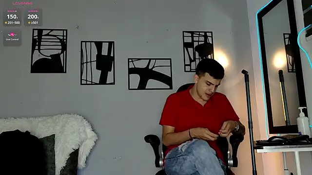 Snapshot of nico_pelusa chatting on April 5, 9:39 am nico pelusa online show from April 5, 9:39 am