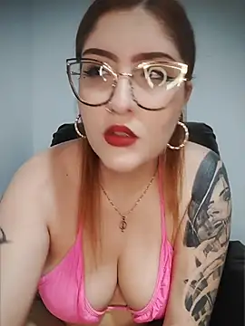 Snapshot of roouse_moon chatting on March 20, 11:09 pm roouse moon online show from March 20, 11:09 pm