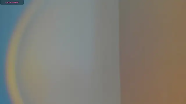 Snapshot of zara_leee chatting on April 20, 9:05 pm zara leee online show from April 20, 9:05 pm