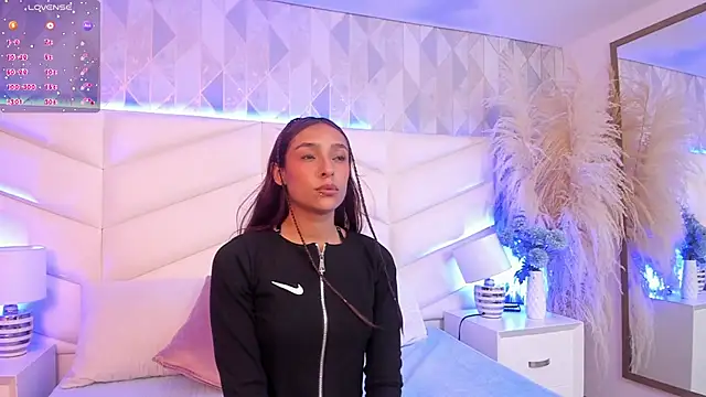 Bella  Peach online show from March 14, 3:12 am