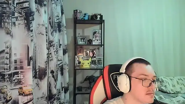 zataeidhagen online show from February 18, 6:04 pm