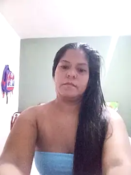 Snapshot of Catleya325 chatting on March 6, 4:14 pm Catleya325 online show from March 6, 4:14 pm