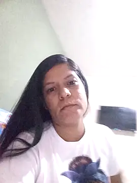 Snapshot of Catleya325 chatting on March 11, 10:05 pm Catleya325 online show from March 11, 10:05 pm