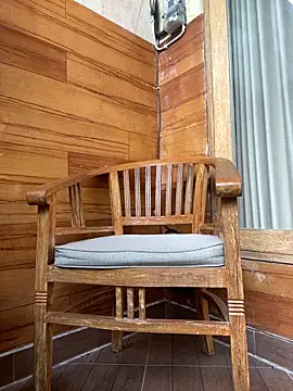 Snapshot of Anton_blond chatting on March 29, 2:11 am Anton blond online show from March 29, 2:11 am