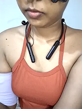 ASHANYA JAYASOORIYA online show from May 20, 1:17 pm