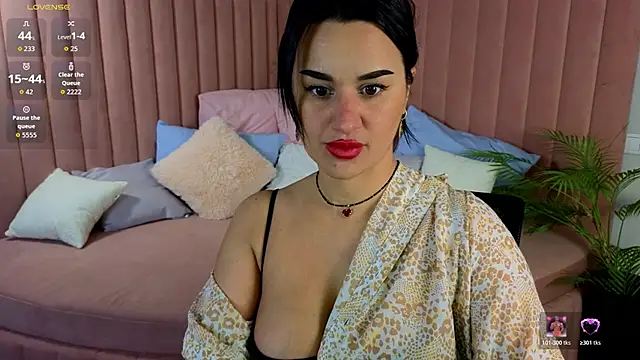 Snapshot of key_of_lust chatting on March 17, 1:32 am key of lust online show from March 17, 1:32 am