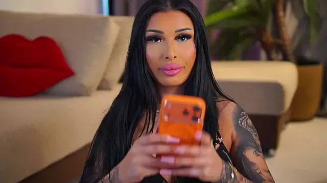 YanaSultana online show from April 22, 9:01 am