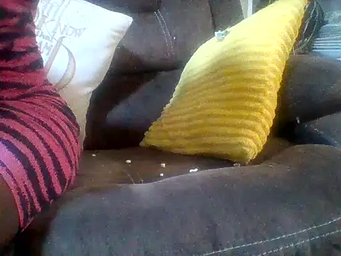 zee66658 online show from March 31, 1:55 pm