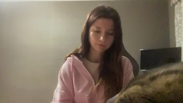 Snapshot of LunnaBliss chatting on February 25, 3:27 am LunnaBliss online show from February 25, 3:27 am