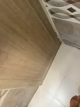 Snapshot of swaggyboii chatting on March 20, 8:08 am swaggyboii online show from March 20, 8:08 am