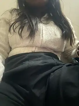 meenu cuties online show from March 18, 7:28 pm